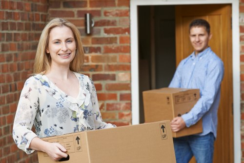 Residential moving help for local Old Oak Common flats